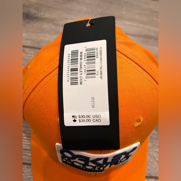 NWT Oakley Pilot Hat - Picture 2 of 3